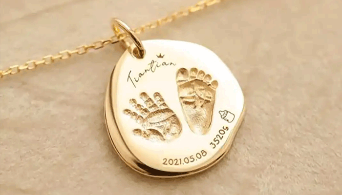 طلا برای نوزاد (آویز یا پلاک)