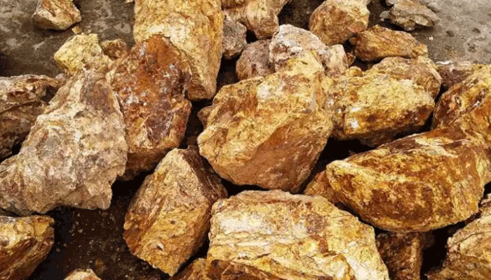 بهترین عکس سنگ طلای خام